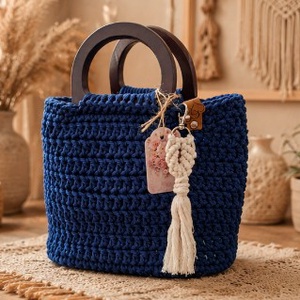 Geanta handmade crosetata albastru regal cu manere din lemnsi ciucure decorativ, Genti si portofele, Genti de mana si umar, Genti de mana, Crosetat, Impletitura, Aceasta geanta handmade este realizata manual din fir premium, intr-o nuanta intensa de albastru re..., ARTYNOS