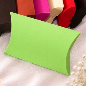 Cutiute pillow box - accesorii nuntă - amintiri și cadouri de nuntă - cadou nuntă - plic de bani, card - Artynos.ro