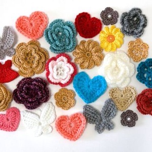 Lot aplicatii crosetate - casă & stil de viață - decorațiuni de casă - accesorii florale - flori la fir - Artynos.ro