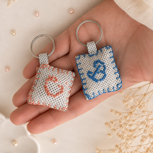 Brelocuri mini tesute manual - genți și portofele - accesorii genți - breloc - Artynos.ro