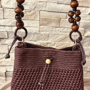 Geanta croșetată maro ciocolatiu  - genți și portofele - genți de mână și umăr - geantă crossbody - Artynos.ro