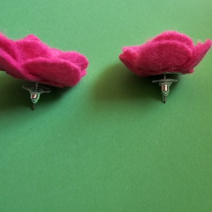 Cercei trandafiri fuchsia - bijuterii - cercei - cercei rotunzi - Artynos.ro