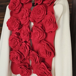 Fular/esarfa cu trandafiri oversize - Artynos.ro