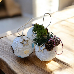 Set 3 globuri ninse decorate - crăciun - decorațiuni de crăciun de casă - globuri de crăciun - Artynos.ro