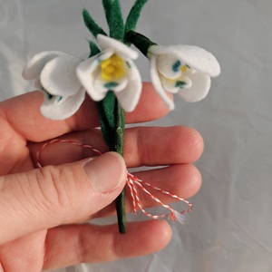 Mărțișor buchet de ghiocei - bijuterii - mărțișor - Artynos.ro