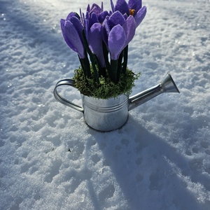 Decoratiune martisor cu branduse - Artynos.ro