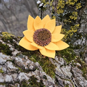 Brosa floarea-soarelui - Artynos.ro