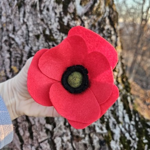 Broșă mac înflorit - bijuterii - broșe - Artynos.ro