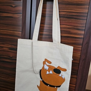 Sacosa funny cu catel, Genti si portofele, Geanta pentru cumparaturi, Totebaguri, Cusatura, O sacosa vesela si haioasa, din bumbac, accesorizata cu un catel lucrat si cusut manual. Lantul si ..., ARTYNOS