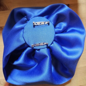 Floare mare oversize pentru accesorizare - bijuterii - broșe - Artynos.ro