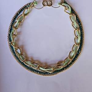 Colier statement Metallic and Green - bijuterii - coliere - coliere cu multiple șiruri - Artynos.ro