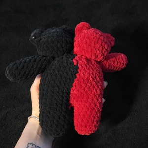 Jucarie crosetata ursulet in 2 culori cu 2 capete - jucării și echipamente pentru copii - plușuri - figurine de pluș - Artynos.ro