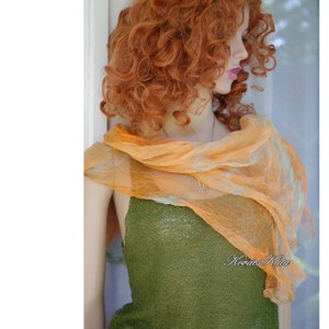 MULL-KENDŐ / portocaliu-batik - esarfa din tifon batiked, Imbracaminte si moda, Esarfe, palarii, fularuri, Esarfe, Obiecte pictate, ARTYNOS