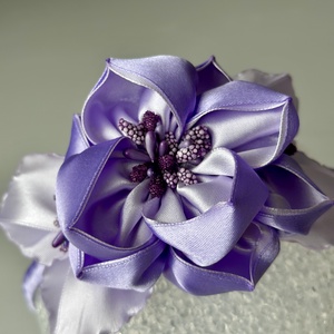 Bentita handmade cu floare din satin - îmbrăcăminte și modă - accesorii păr - accesorii de păr - Artynos.ro