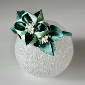 Bentita handmade cu floare din satin - îmbrăcăminte și modă - accesorii păr - accesorii de păr - Artynos.ro