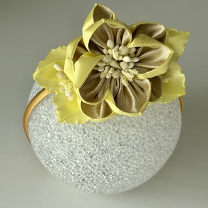 Bentita handmade cu floare din satin - îmbrăcăminte și modă - accesorii păr - accesorii de păr - Artynos.ro