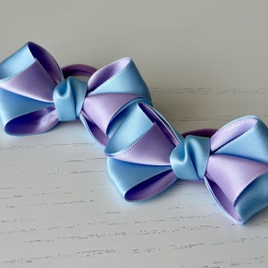 Set 2 elastice de păr handmade cu fundițe din satin, în două culori - îmbrăcăminte și modă - accesorii păr - elastic de păr - Artynos.ro