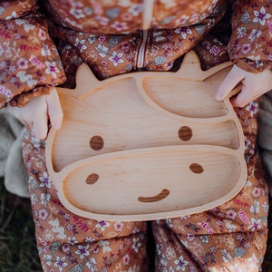 Tavă din lemn în formă de văcuță, Casă & Stil de viață, Accesorii pentru echipamente de bucătărie, Accesorii de servire, Tăvi, tăvi de servire, Prelucrarea lemnului, ARTYNOS