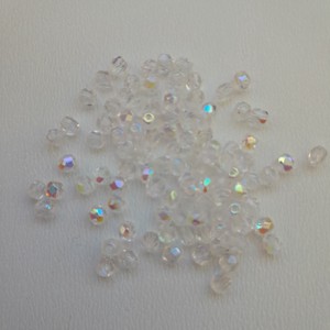 Margele cehe fatetate din sticla - 3mm - 100 buc / pachet - transparent transparent - Artynos.ro