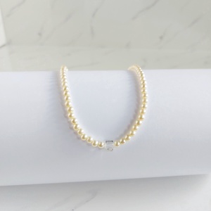 Colier perle de sticlă  - bijuterii - coliere - coliere din perle - Artynos.ro Colier perle de sticlă  - bijuterii - coliere - coliere din perle - Artynos.ro