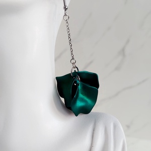 Cercei lungi petale, Bijuterii, Cercei, Cercei lungi, Confectionarea bijuteriilor, ARTYNOS