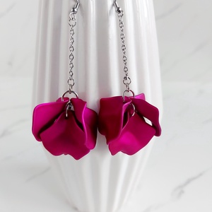 Cercei lungi petale - bijuterii - cercei - cercei lungi - Artynos.ro Cercei lungi petale - bijuterii - cercei - cercei lungi - Artynos.ro