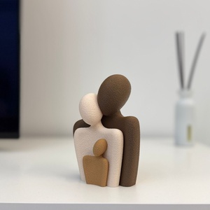 Set Statui Familie (Tata, Mama si copil) design Minimalist - casă & stil de viață - decorațiuni de casă - decorațiuni de masă și rafturi - decorațiuni de masă - Artynos.ro