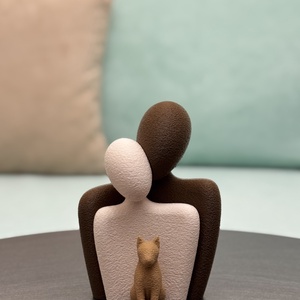 Set Statui cuplu si catel (barbat, femeie si animalut caine) design Minimalist, Casa & Stil de viata, Decoratiuni de casa, Decoratiuni de masa si rafturi, Decoratiuni de masa, Altele, ARTYNOS