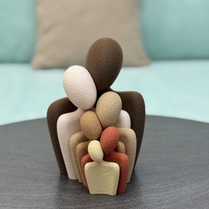 Set Statui Familie (Tata, Mama, 4 Copii) cu design minimalist, Casa & Stil de viata, Decoratiuni de casa, Decoratiuni de masa si rafturi, Decoratiuni de masa, , ARTYNOS