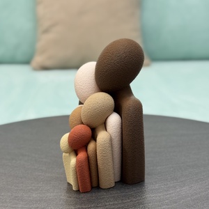 Set Statui Familie (Tata, Mama, 4 Copii) cu design minimalist - casă & stil de viață - decorațiuni de casă - decorațiuni de masă și rafturi - decorațiuni de masă - Artynos.ro