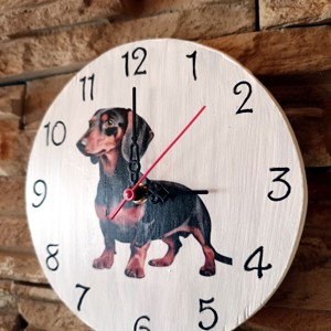 Ceas de perete ambarcațiuni din lemn cu câine teckel - casă & stil de viață - accesorii pentru decorat casa - decorațiuni de pereți, decorațiuni suspendate - ceasuri de perete - Artynos.ro
