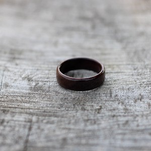 Inel din lemn - nuc negru, Accesorii nunta, Bijuterii mireasa, Inele de logodna, verighete, Prelucrarea lemnului, ARTYNOS