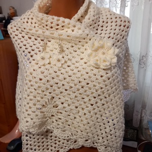 Sal Cu Brosa Si Cercei Bonus - îmbrăcăminte și modă - eșarfe, pălării, fularuri - șaluri - Artynos.ro