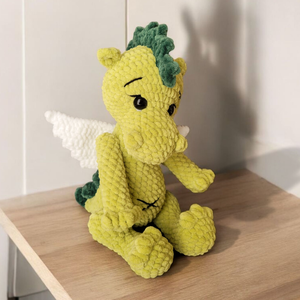 Horgolt sárkány, Jucarii si echipamente pentru copii, Plusuri, Dinozauri din plus, Crosetat, Cusatura, Több színben is elérhető, űlő helyzetben kb. 24cm magas, 30°-on mosható.

100%-ban kézzel készült h..., ARTYNOS