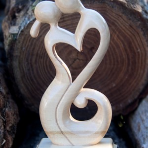 Statuia iubirii veșnice -  - Artynos.ro