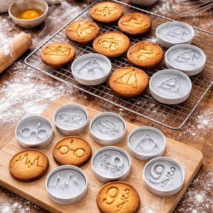 Formele de prăjituri Harry Potter 3D -  - Artynos.ro