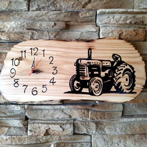 Ceas de perete din lemn pentru tractor -  - Artynos.ro