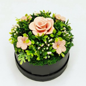 Cutie cu trandafiri, buchet de flori din ceramica, roz, 5 bucati - Artynos.ro