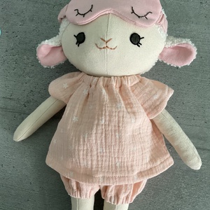 Papusa oita handmade cu hainute de schimb - jucării și echipamente pentru copii - jucării și accesorii pentru copii - păpușă de îmbrăcat - Artynos.ro