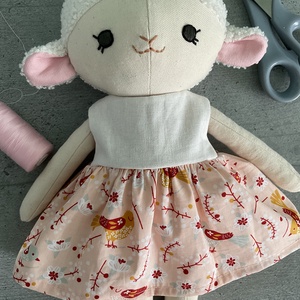 Papusa oita handmade cu hainute de schimb, Jucării și echipamente pentru copii, Jucării și accesorii pentru copii, Păpușă de îmbrăcat, Cusătură, Broderie, ARTYNOS