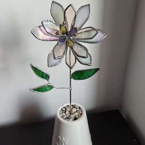 Crin iridescent din sticla colorata  ornament elegant, Casa & Stil de viata, Accesorii pentru decorat casa, Decoratiuni de masa si decoratiuni pentru rafturi , Sticle ornamentale, Arta de sticla, ARTYNOS