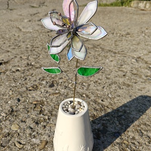 Crin iridescent din sticlă colorată  ornament elegant - casă & stil de viață - accesorii pentru decorat casa - decorațiuni de masă și decorațiuni pentru rafturi  - sticle ornamentale - Artynos.ro