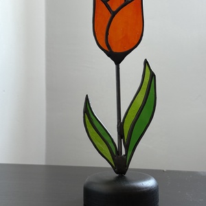 Lalea din vitraliu cu bază din lemn masiv de fag � decor handmade colorat - casă & stil de viață - decorațiuni de casă - accesorii florale - flori la fir - Artynos.ro
