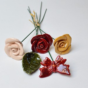Buchet de trandafiri, flori mixte din ceramică - casă & stil de viață - decorațiuni de casă - accesorii florale - buchete de flori - Artynos.ro