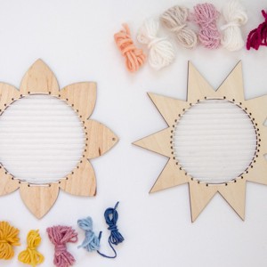 "Țeseți singur!" Kit DIY - Floare și soare pe un cadru de formă -  - Artynos.ro