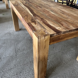 Masa din salcam - casă & stil de viață - mobilier artizanal - mese - Artynos.ro