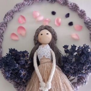 Papusa din macrame cu lavanda de vara  decor de perete pe cerc, Casa & Stil de viata, Accesorii pentru decorat casa, Decoratiuni de pereti, decoratiuni suspendate, Autocolante perete, Papusi si fabricare de marionete, ARTYNOS