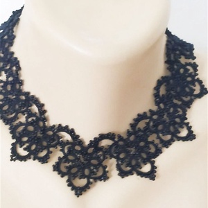 Colier negru din dantela frivolite, colier dantela neagra, bijuterii unicat, bijuterii tatting - bijuterii - coliere - coliere cu mărgele - Artynos.ro