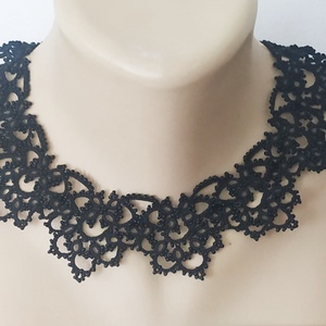 Colier negru din dantela frivolite, colier dantela neagra, bijuterii unicat, bijuterii tatting - bijuterii - coliere - coliere cu mărgele - Artynos.ro