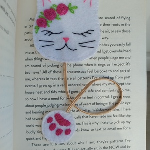 Semn de carte  - arte vizuale și accesorii  - cărți de calendar, cărți sport - Artynos.ro